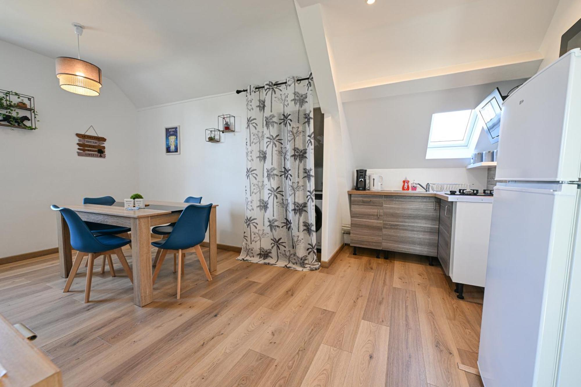Ferienwohnung La Belle Rive Du Voyageur Bellerive-sur-Allier Exterior foto